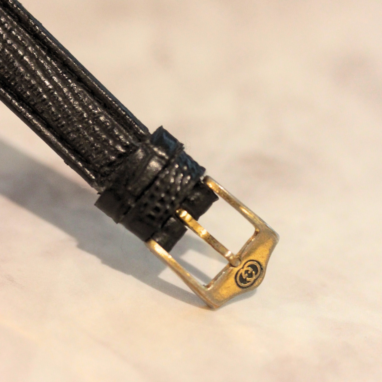 GUCCI / グッチ / 1990年代 / グッチクレスト / 3000.2.L / 電池式 / gucci-568-07 尾錠部分