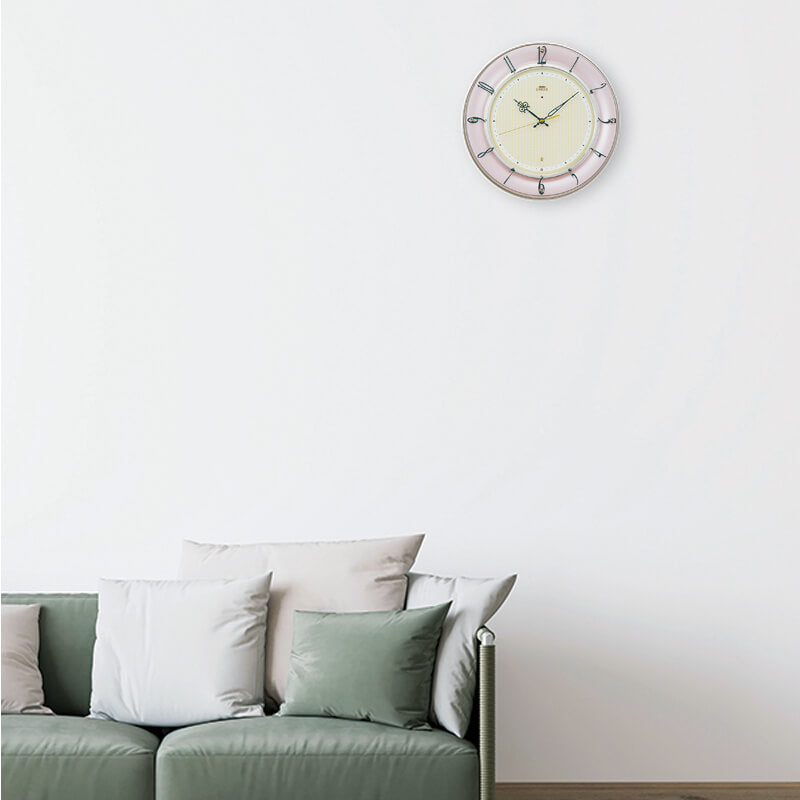 SEIKO EMBLEM(セイコー エムブレム) ピンクパール塗装 電波掛け時計 HS561P