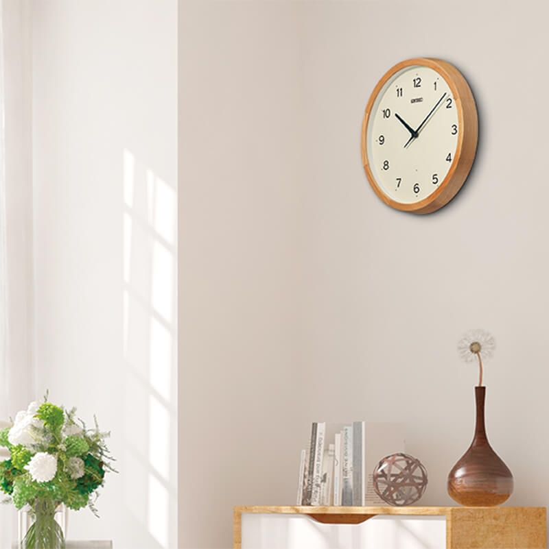 SEIKO（セイコー）スタンダード 木枠 電波掛け時計 KX272B