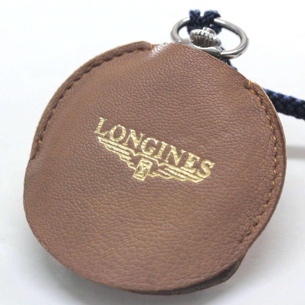 The longines hunter case pocket watch/longines-153, a discontinued model that was awarded as the main prize for the Akutagawa and Naoki Prizes.