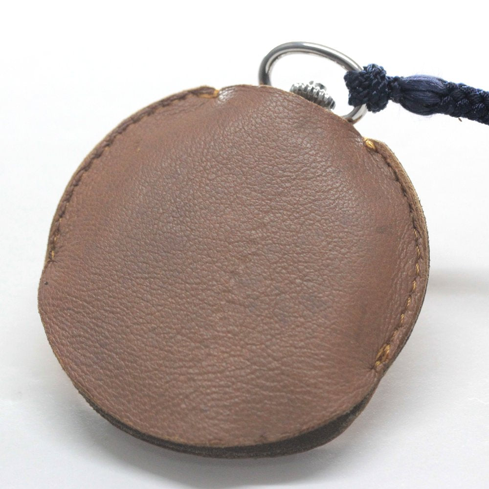 The longines hunter case pocket watch/longines-153, a discontinued model that was awarded as the main prize for the Akutagawa and Naoki Prizes.