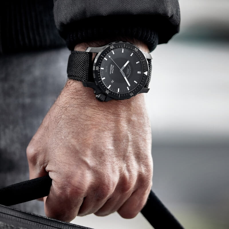 Muhle Glashutte(ミューレ・グラスヒュッテ) Sea-Timer BlackMotion 自動巻き 44mm ダイバーズ 腕時計 M1-41-83-NB