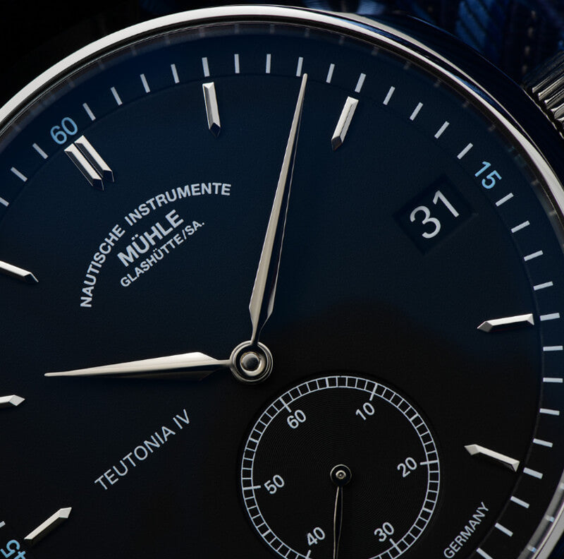 Muhle Glashutte(ミューレ・グラスヒュッテ) Teutonia IV Kleine Sekunde 自動巻き 41mm 腕時計 M1-44-43-LB