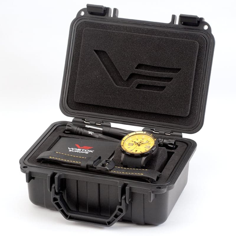 VOSTOK EUROPE（ボストーク ヨーロッパ） アンチャール Submarine 手巻付自動巻き 世界限定3000本 NH35A-510C530　腕時計
