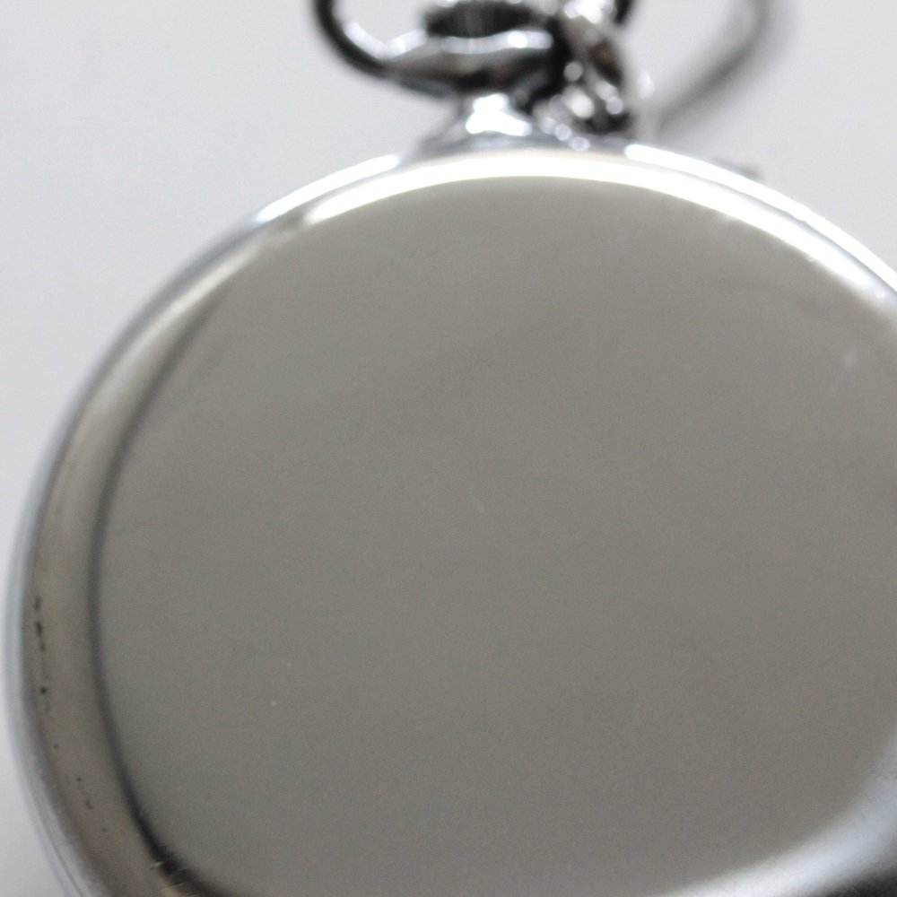 1980年製の絶版モデルのオメガ / OMEGA / ヴィンテージウォッチ / オープンフェイス懐中時計 　アラビア数字/ 懐中時計 / omega-126