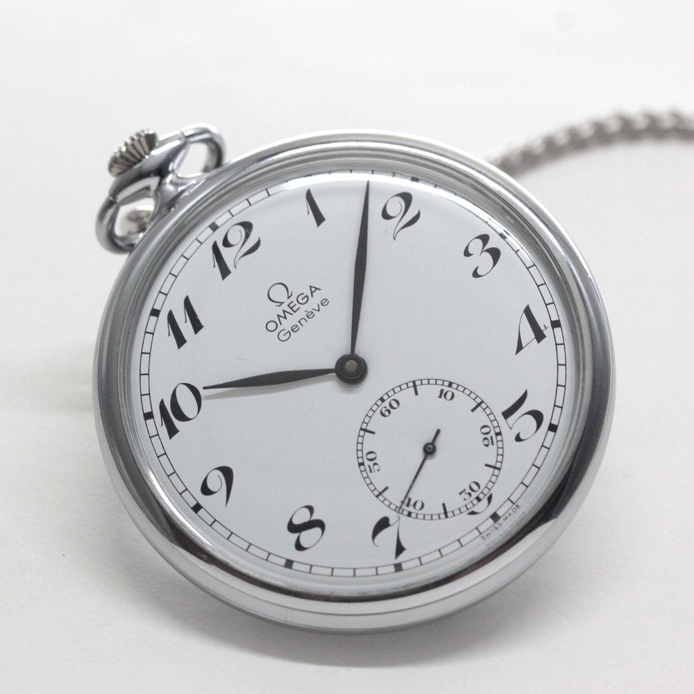 絶版モデルのオメガ / OMEGA / ヴィンテージウォッチ / オープンフェイス懐中時計 / アラビア数字/ 純正チェーン付 / omega-127