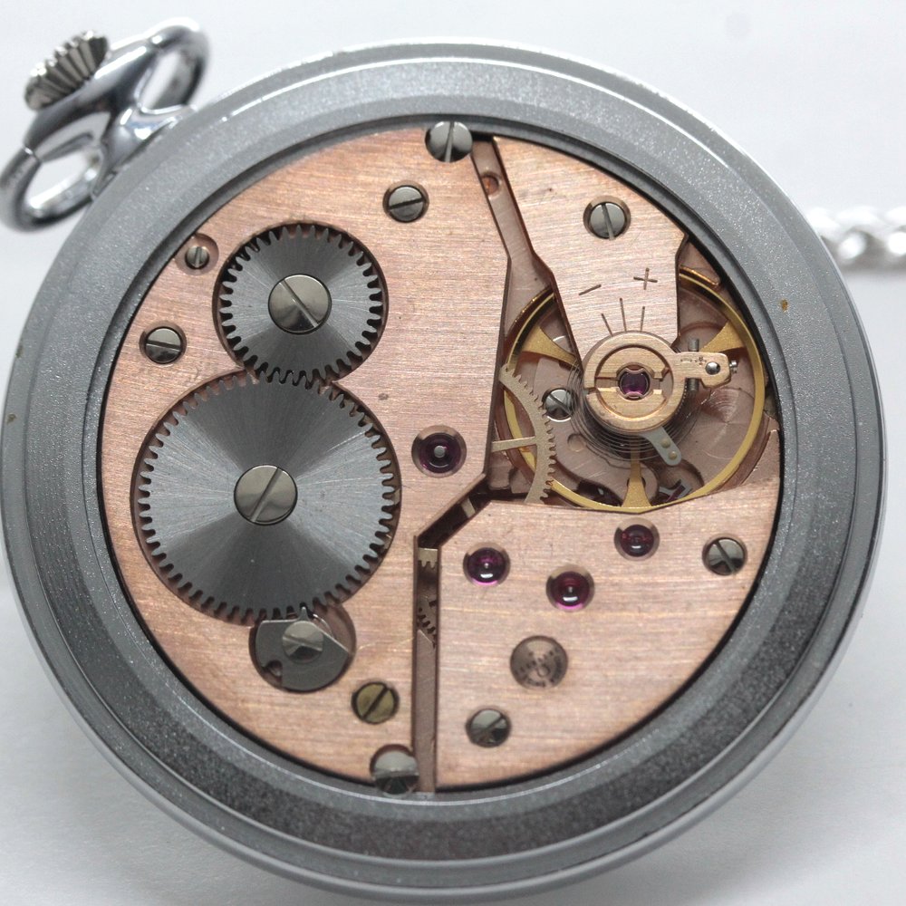 絶版モデルのオメガ / OMEGA / ヴィンテージウォッチ / オープンフェイス懐中時計 / アラビア数字/ 純正チェーン付 / omega-127