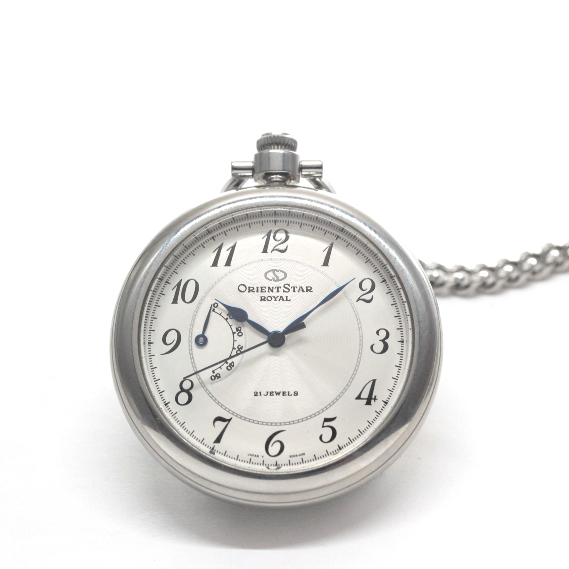 ゼンマイの巻き残量を表示するパワーリザーブインジケーターを内蔵したオリエントスターロイヤル