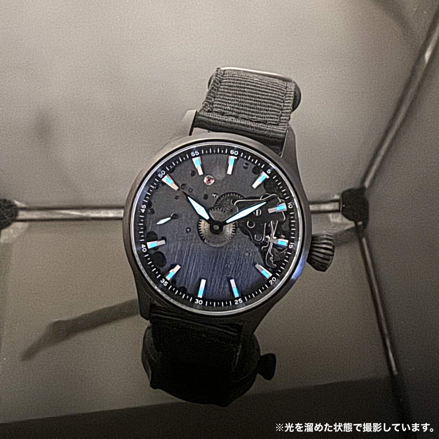 ロント(RONT) スイス製手巻き式ムーブメント 腕時計 rd9k1-h472p1ns22black