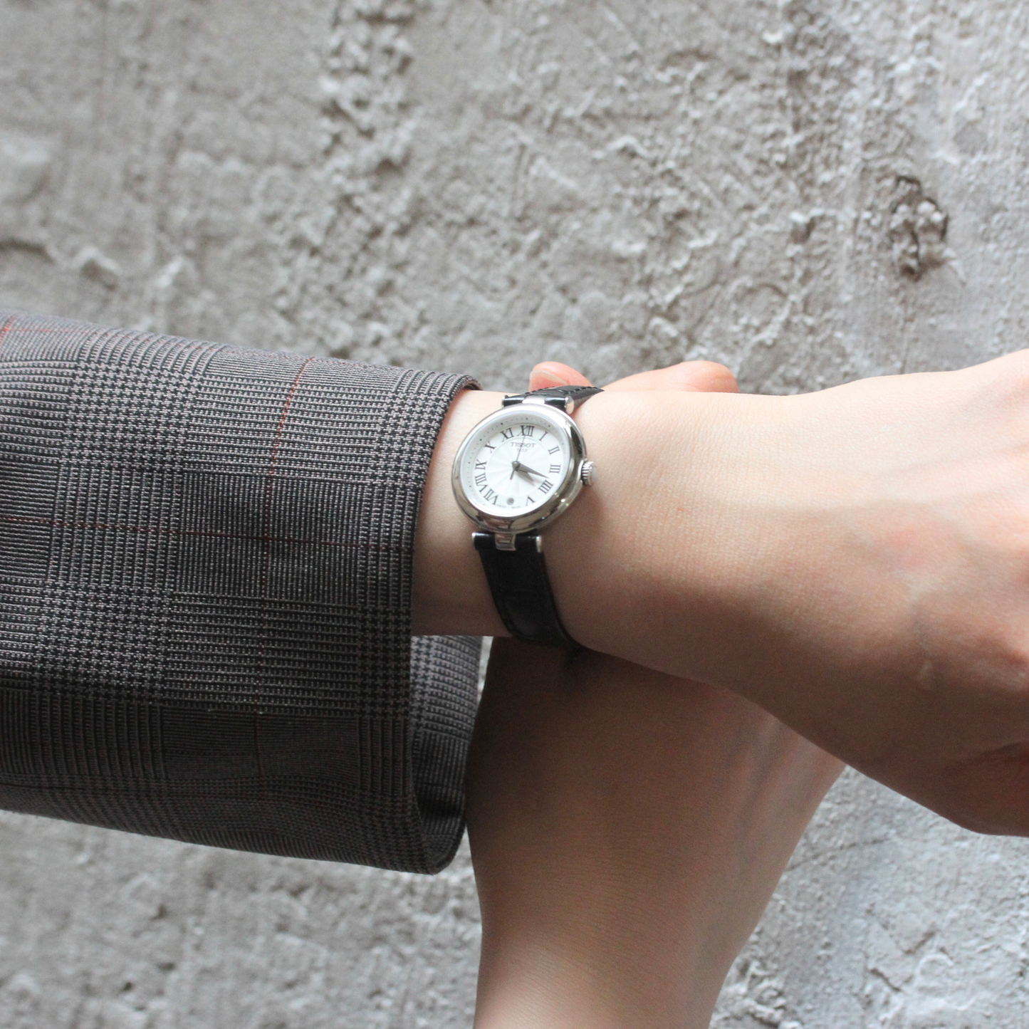 フォーマルなシーンやドレスシーンでも似合う腕時計
