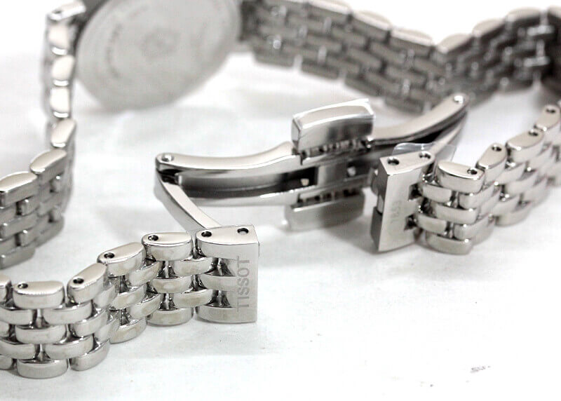 TISSOT(ティソ) /ラブリー ラウンド/クォーツ/T140.009.11.111.00/腕時計