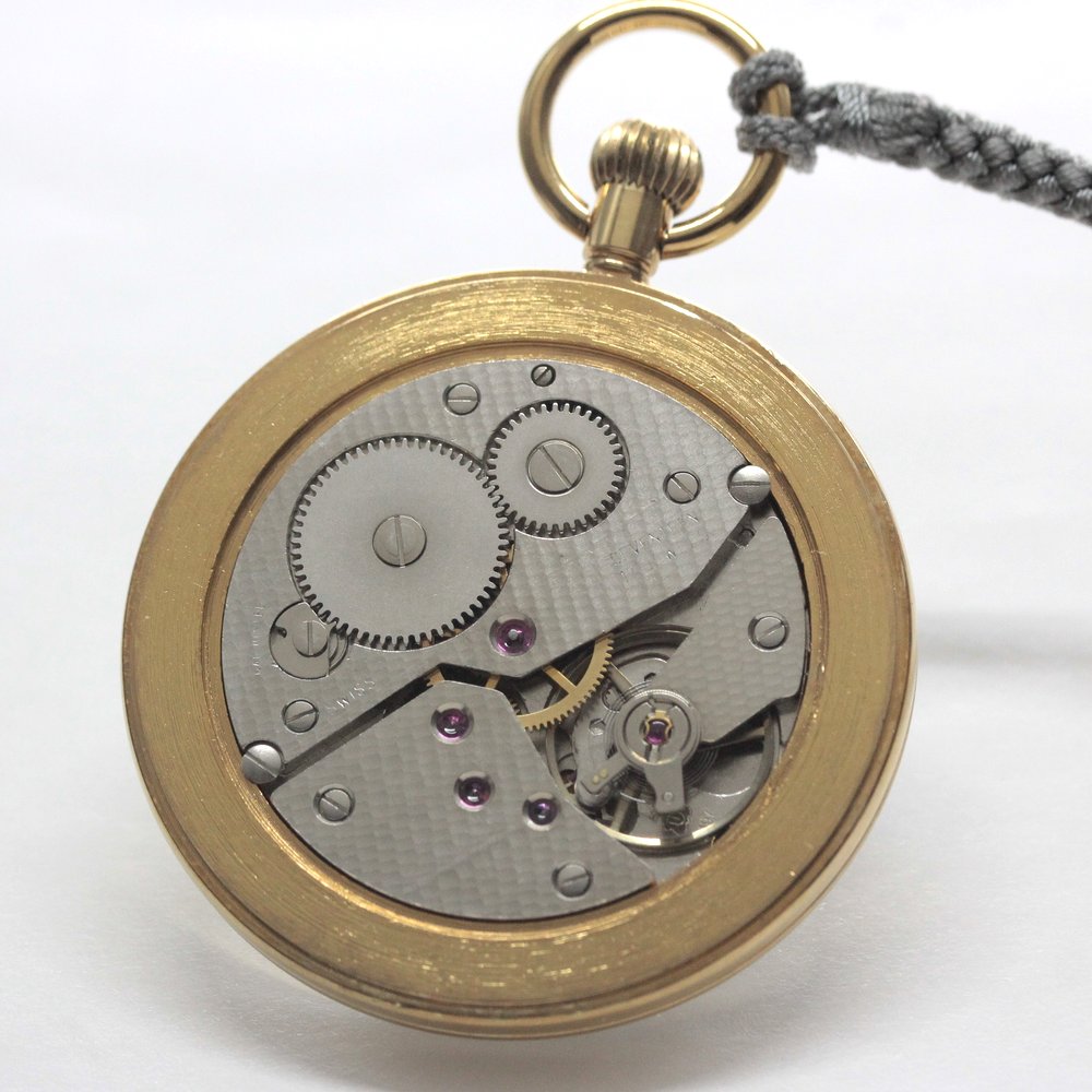 絶版モデルのティソ / TISSOT / ヴィンテージウォッチ / オープンフェイス / ローマン数字 / 手巻き式 / 懐中時計 / tissot-1046