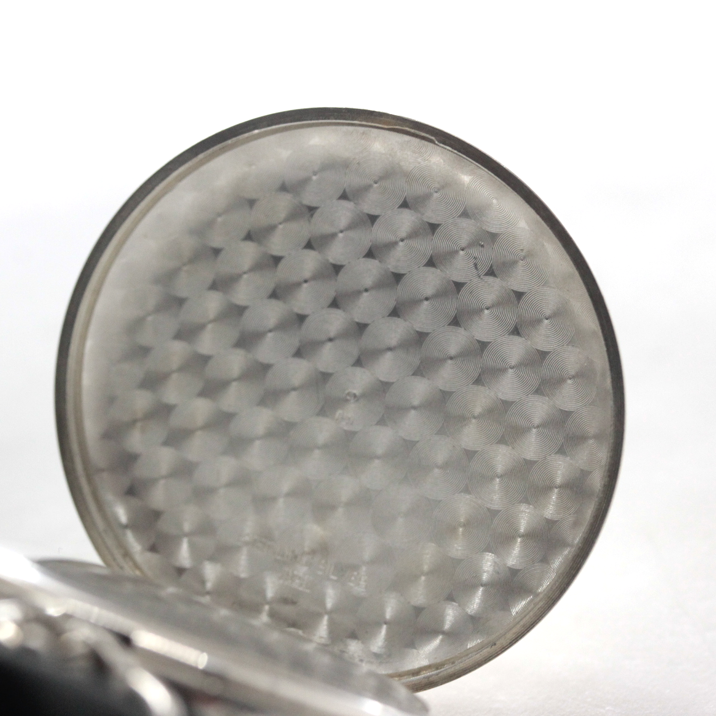 すでに絶版で製造されていない、ティソ銀無垢懐中時計