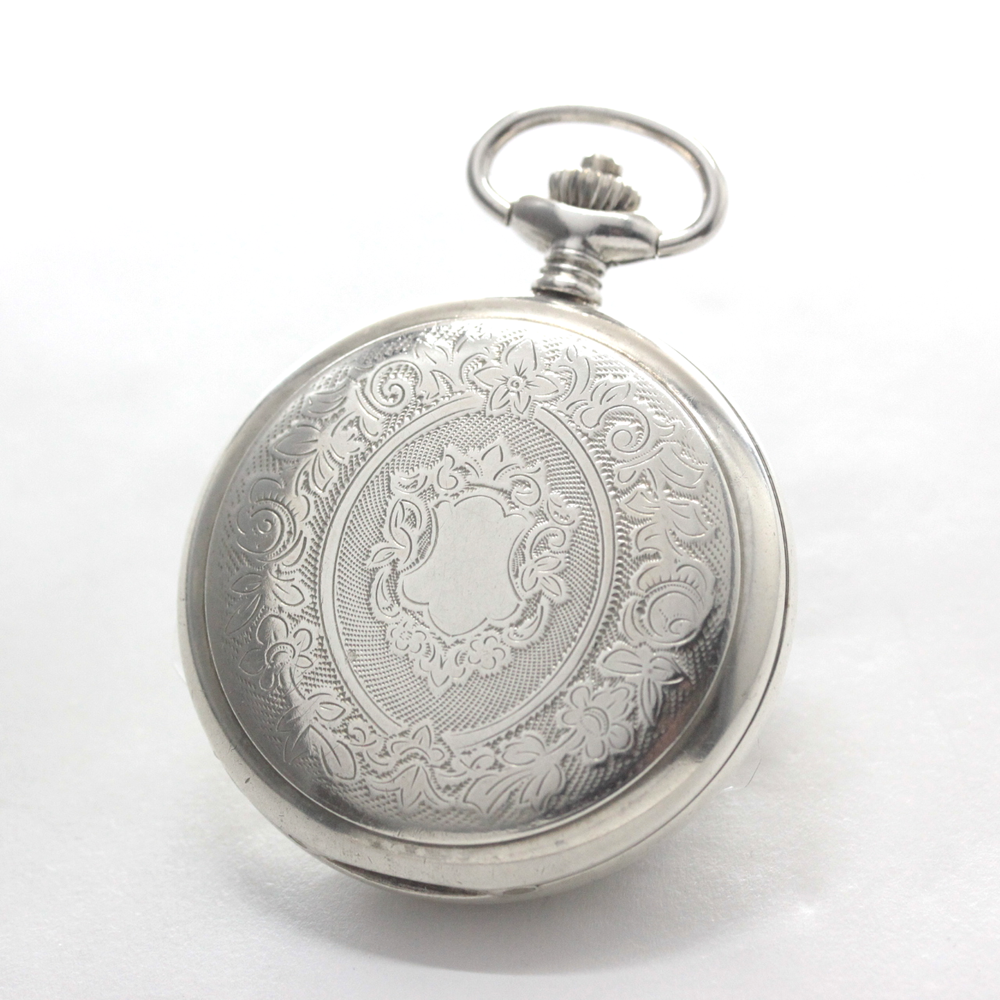 すでに絶版で製造されていない、ティソ銀無垢懐中時計