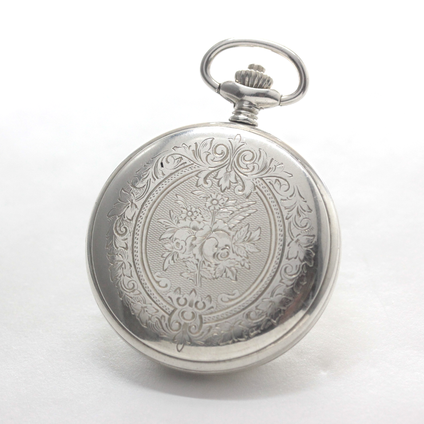 すでに絶版で製造されていない、ティソ銀無垢懐中時計