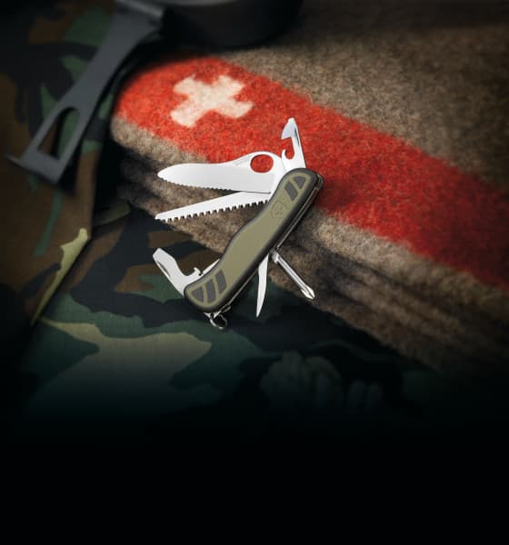 VICTORINOX（ビクトリノックス） ラージ・マルチツール ソルジャーナイフ 0.8461.MWCH