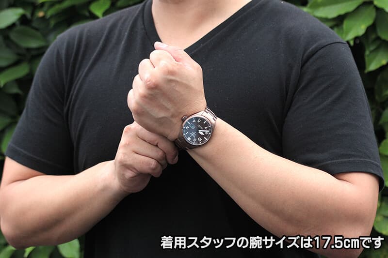 AVIATOR(アビエイター) AIRACOBRA(エアラコブラ) P42　パイロットウォッチ v.1.22.8.151.5　クォーツ　腕時計