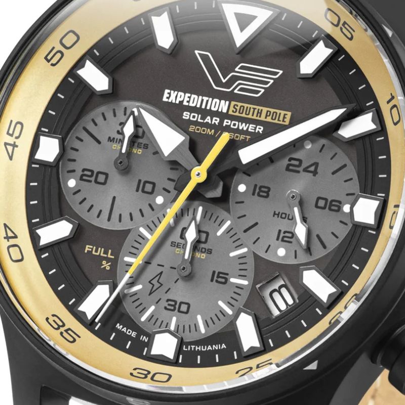 VOSTOK EUROPE（ボストーク ヨーロッパ）/Expedition South Pole/ ソーラーパワー クオーツクロノグラフ / VR42-592C763L/腕時計