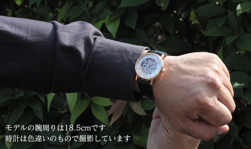 エポス（epos） ORIGINALE スケルトンウォッチ 33437skblm 腕時計 試着イメージ