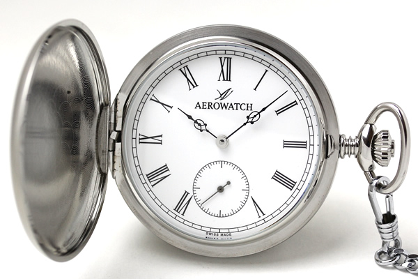 昔ながらの高級感あふれる懐中時計 aero watch