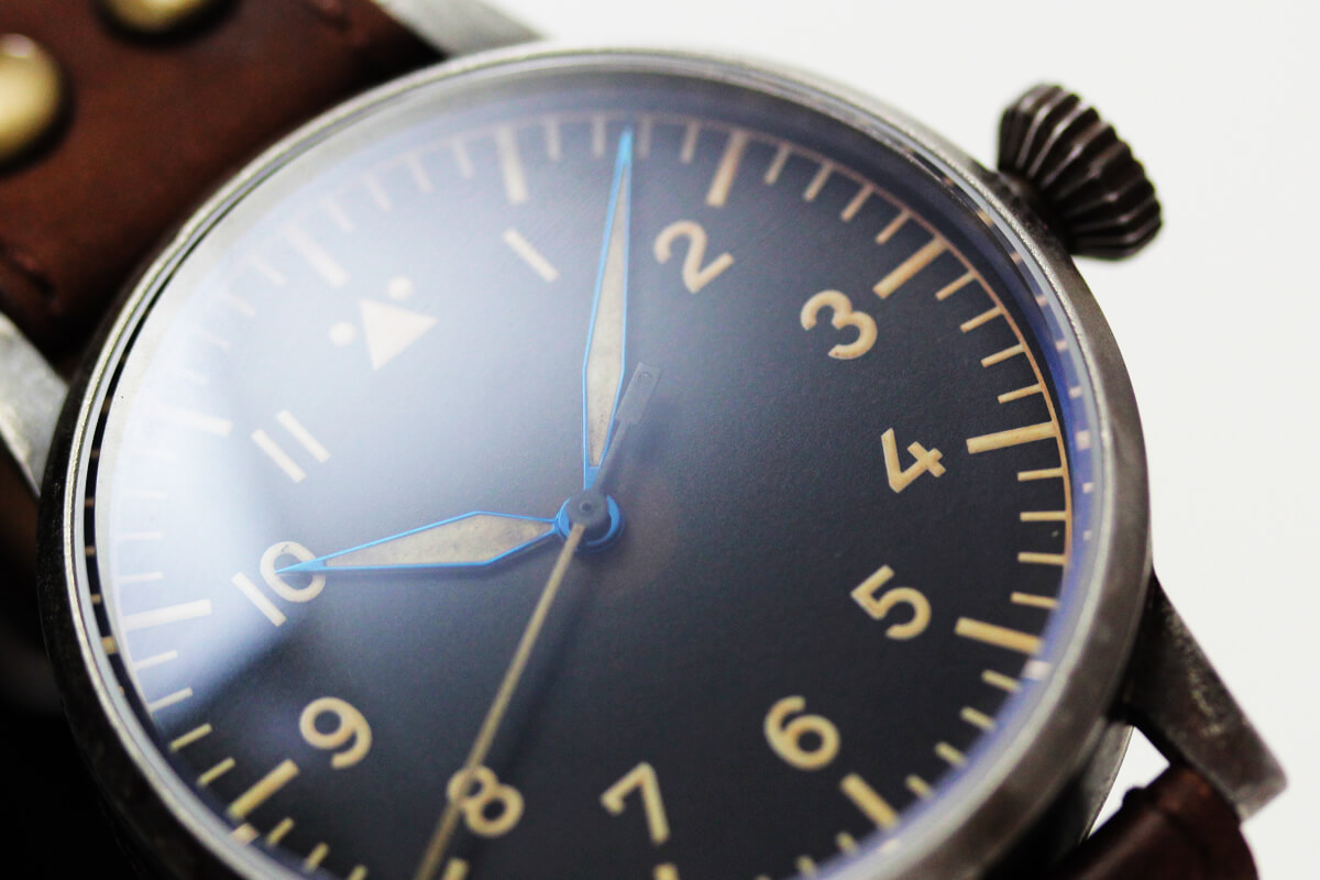 メミンゲン アーブスタック　laco(ラコ)　手巻き式腕時計　アンティーク風　861935　ドイツブランド 　青い針