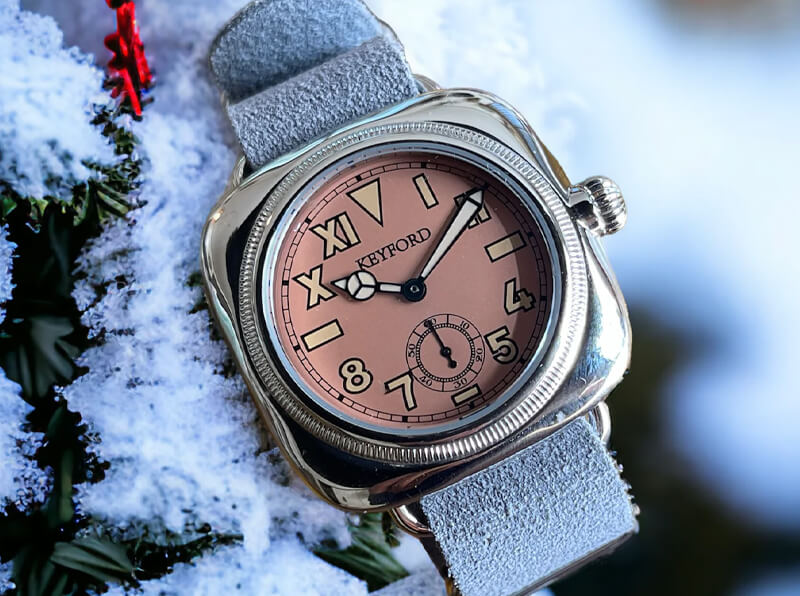 M.R.M.W. (Montre Roroi Military Watch/ȥ ߥ꥿꡼å) Cushion watch California dial smoky pink ӻ 221148