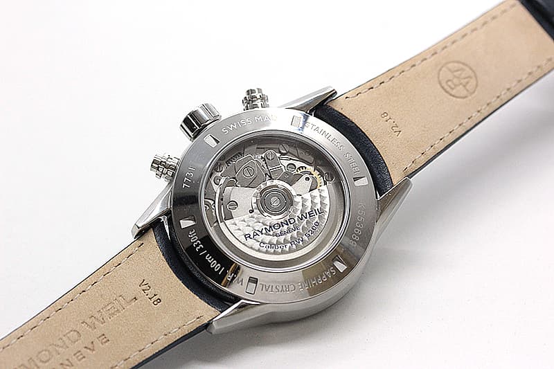 レイモンドウェイル腕時計 初の自社製ムーブメント搭載モデル