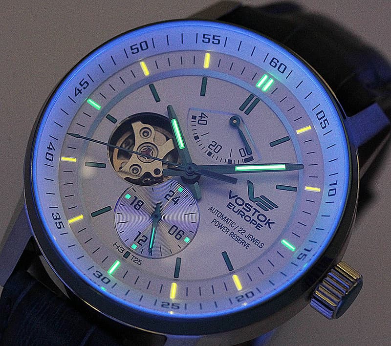 トリチウム　ウォッチ 腕時計
