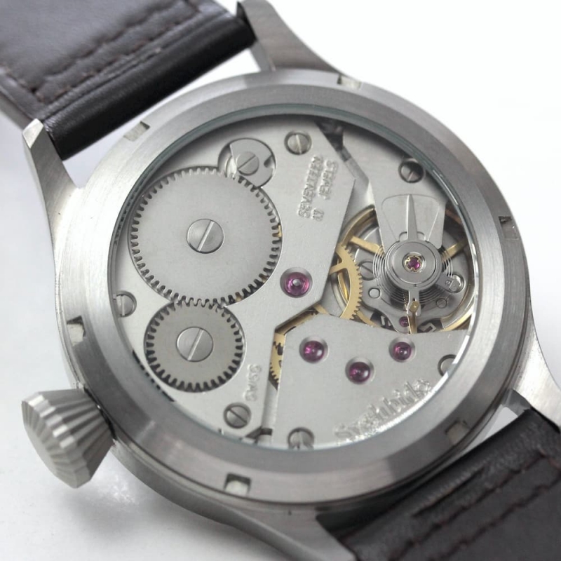 正美堂オリジナル腕時計/ミリタリー文字盤/スイス製 ETA6498手巻き式ムーブメント/サファイアガラス仕様