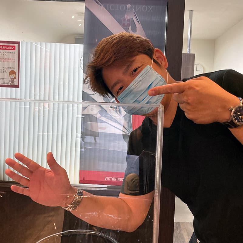 ビニール越しでまだまだ当たり前のような接客ができませんが コロナ対策 のため、どうかお許しください。