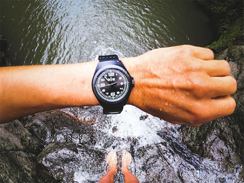 traser　トレーサー　腕時計　P59 Essential　エッセンス　ミリタリーウォッチ　防水性能　10気圧防水